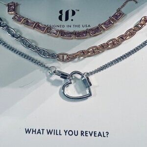 LUXE LAYER 3 NECKLACE SET WITH HEART PENDANT